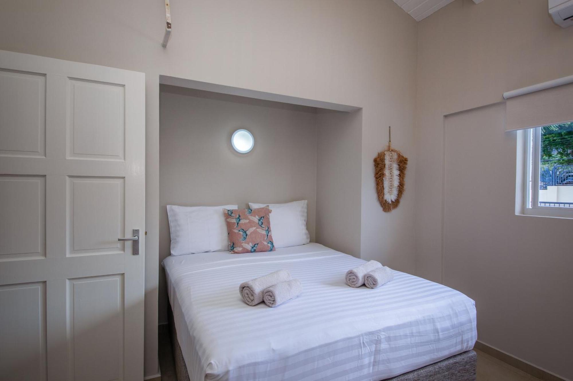 Jt Curacao Apartments Jan Thiel Room photo