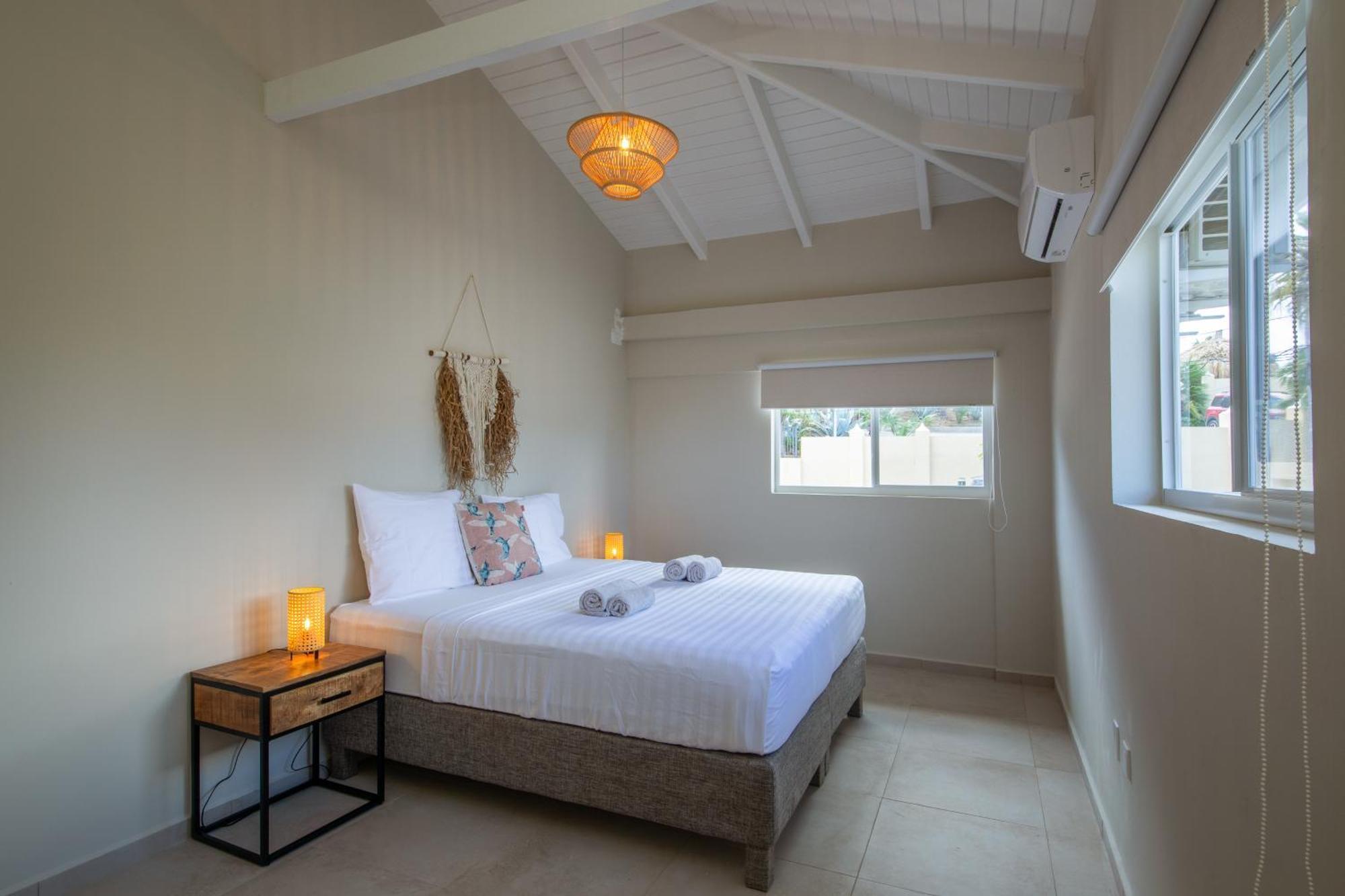 Jt Curacao Apartments Jan Thiel Room photo
